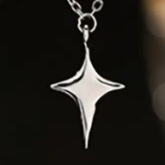 Star Cross Pendant Necklace Chic Minimalist Design Alloy Crafted Clavicle Chain - Picture 4 of 12
